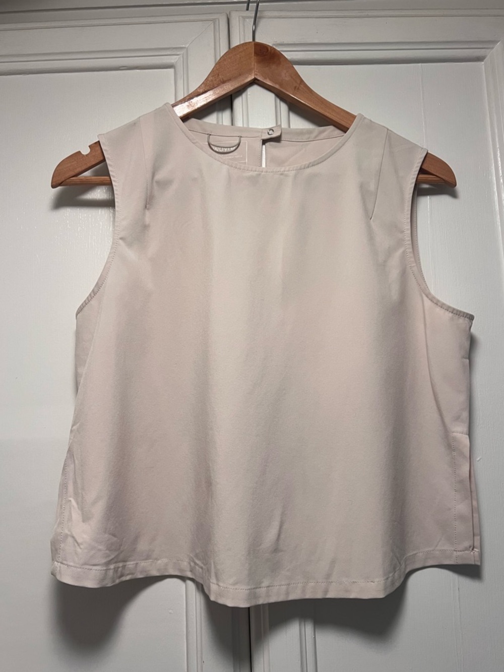 Wayre Shift & Snap Tank Beige Off Bone Sleeveless Travel Relaxed Fit Size Small